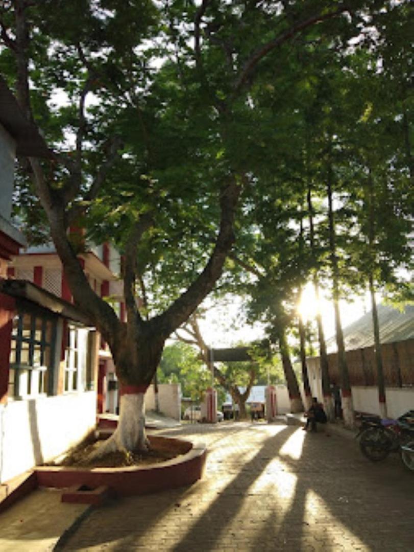 Hotel Nilamber By Grb Lumding Exterior foto